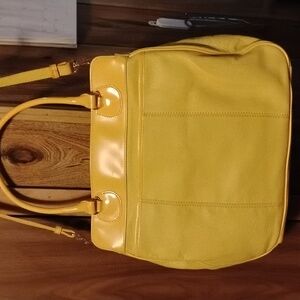 Isaac Mizrahi Shoulder Bag